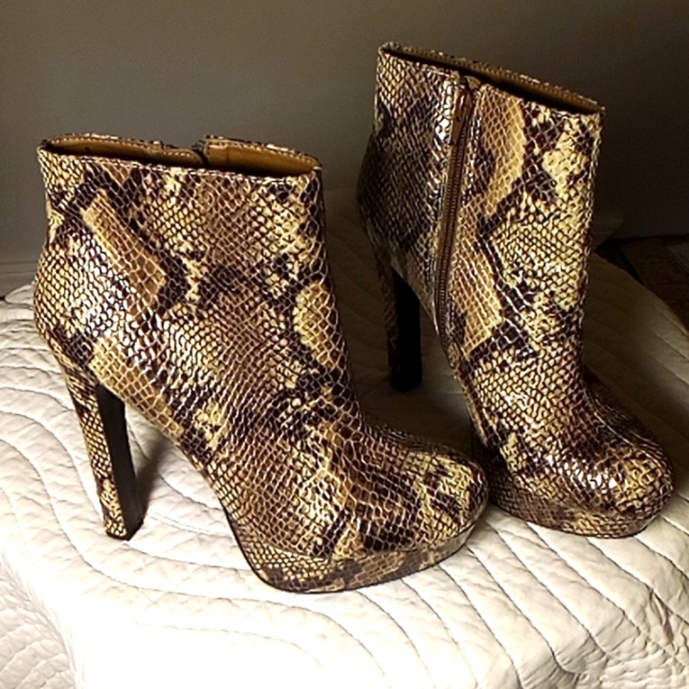 Faux Snakeskin Platform Booties by Massimo size 9